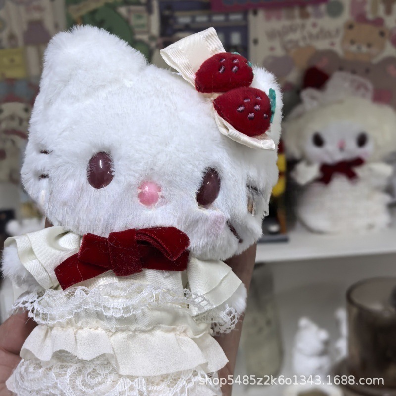 黑色草帽kitty帽宝宝挂件爱心扣公仔玩偶可爱赫本风挂饰钥匙扣|undefined