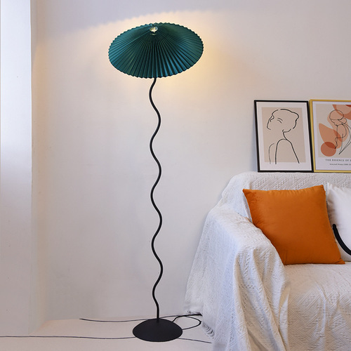 Vintage pleated floor lamp living room bedroom bedside lamp internet celebrity ins style sofa atmosphere ancient vertical table lamp