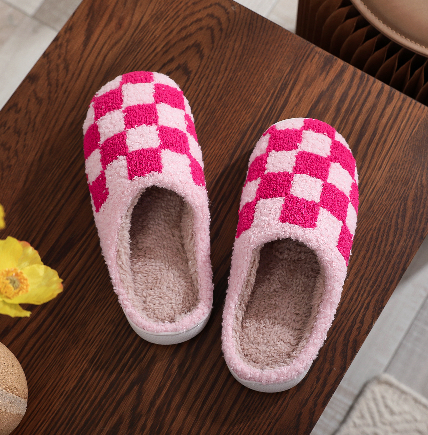 Unisex Casual Plaid Round Toe Cotton Slippers display picture 3