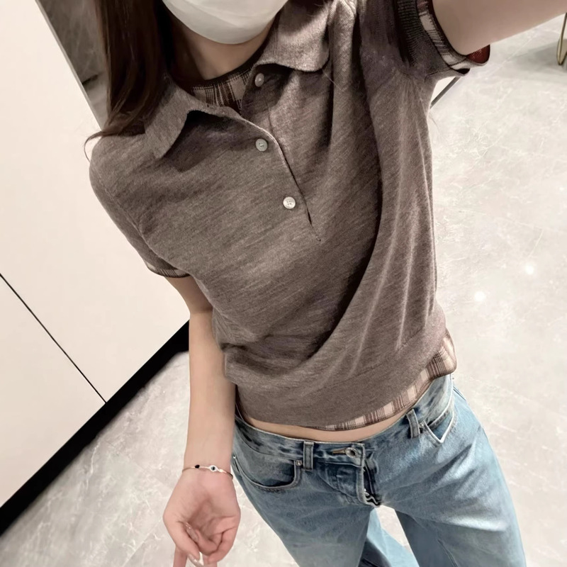 Ac Light Brown Fake Two-Piece Polo Collar Plaid Wool Knit Short-Sleeve Sweater for Women, New Spring 2026 T-Shirt Ac Light Brown Fake Two-Piece Polo Collar Plaid Wool Knit Short-Sleeve Sweater for Women, New Spring 2026 T-Shirt