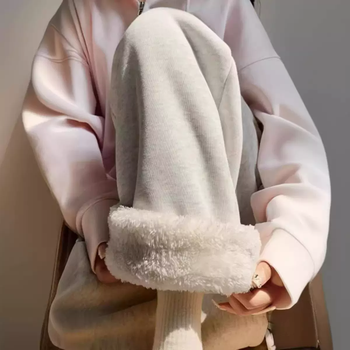 羊羔绒阔腿裤女冬季新款高腰宽松束脚小个子休闲哈伦加绒加厚卫裤