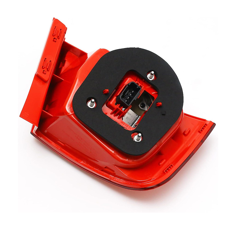 Suitable for Volkswagen Passat B6 06-10 model rear tail light semi-assembly, brake light, reverse light, turn signal light