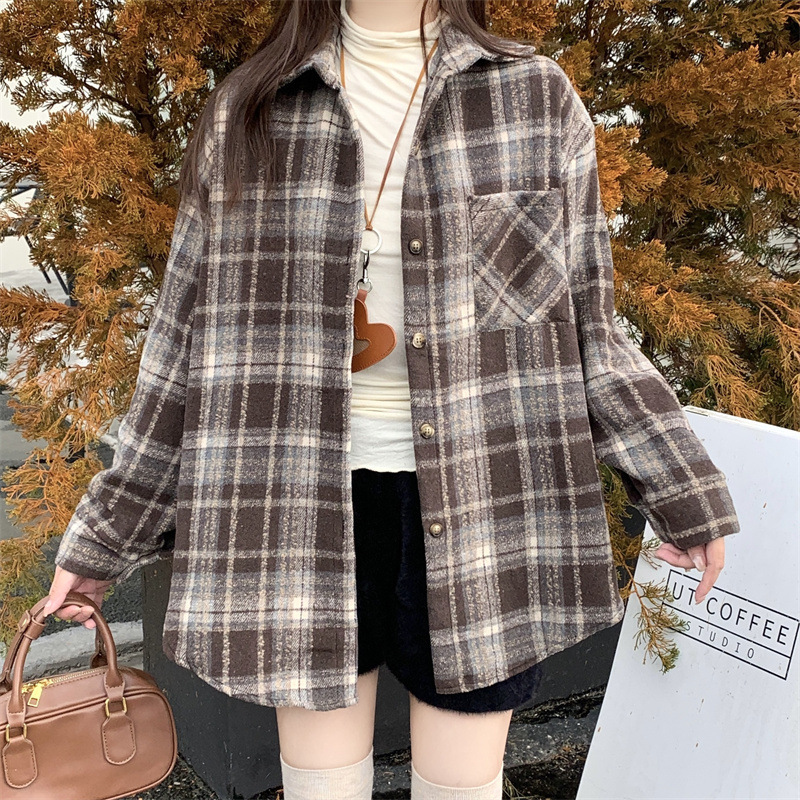 Women's faux wool plaid shirt, autumn and winter style, brushed and thickened for warmth, retro loose-fitting mid-length casual outerwear top Women's faux wool plaid shirt, autumn and winter style, brushed and thickened for warmth, retro loose-fitting mid-length casual outerwear top