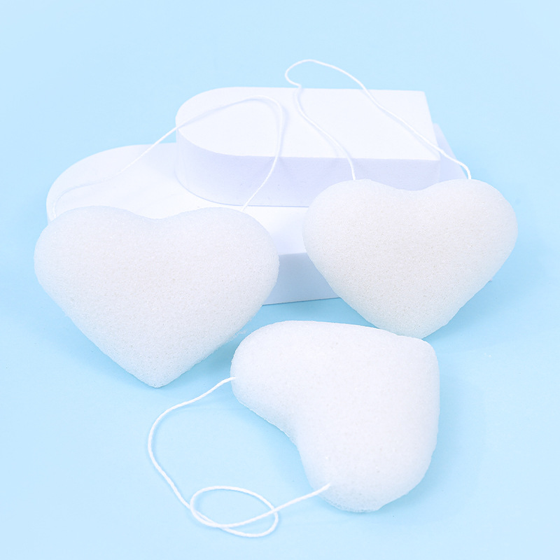 Fábrica personalizada de amor konjak lavado facial bebé super suave no daña la piel lavado esponja de baño al por mayor