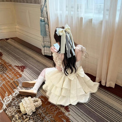 超仙のデザイン感の蝶結びの小さい飛袖の王女の蓬蓬のスカートの夏の新型の甘い初恋は腰を収めてやせているショートスカートを現します。