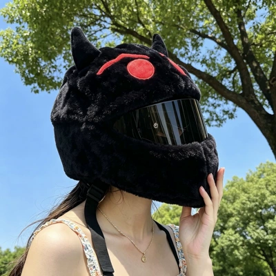 Cross-border quirky and unique Motosiklet dəbilqələri - black-red-eyed-demon-helmet-not-included