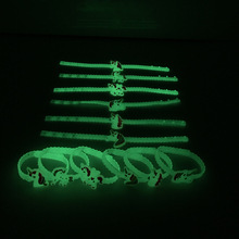 欧美pvc夜光运动手链滴胶创意独角兽硅胶手环地摊礼品