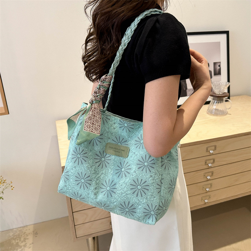 Bolso de gran capacidad, bolso de verano 2025, femenino, nicho para trabajar, estudiantes universitarios, textura de clase, bolso de viaje