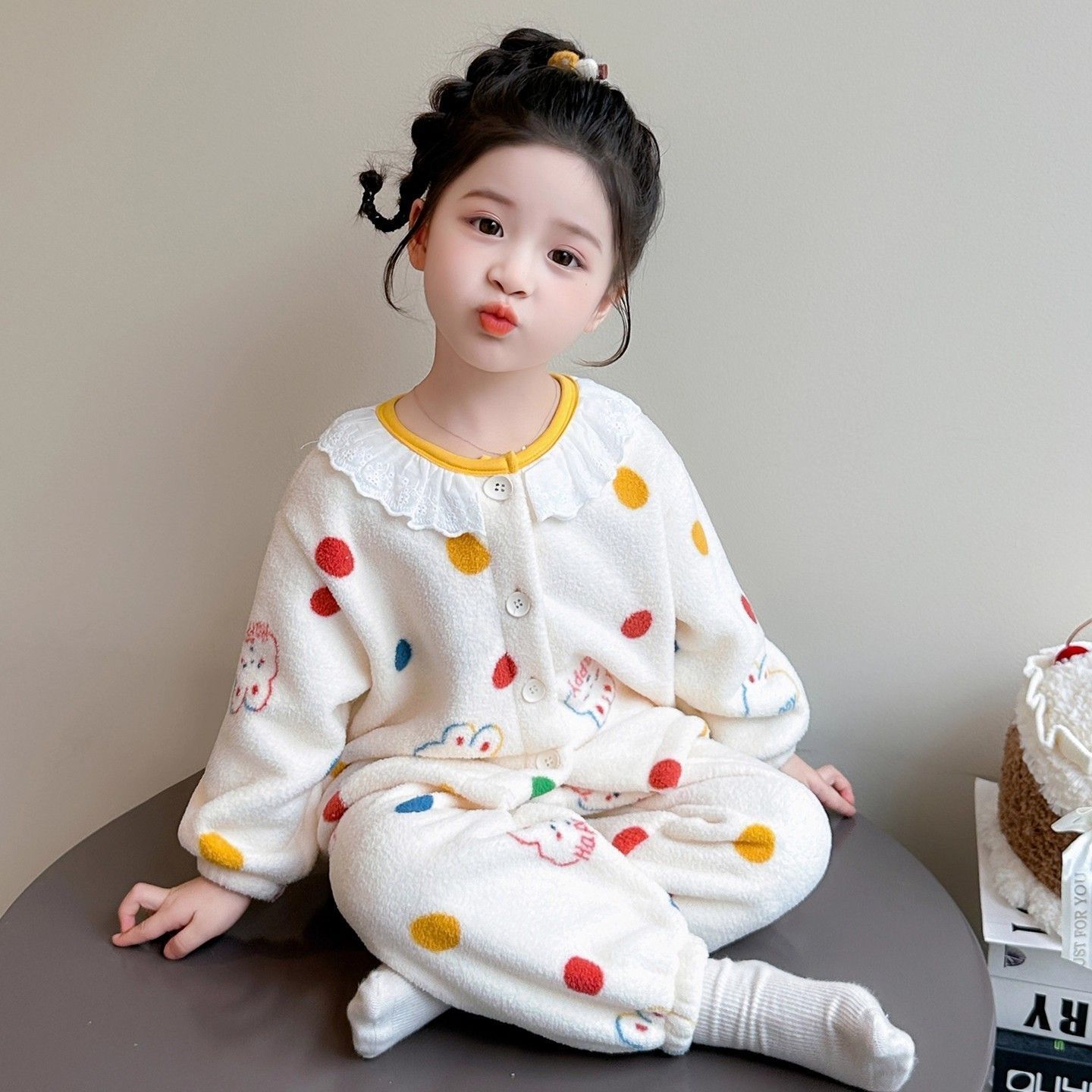 Niñas pijamas de invierno nuevos niños coral y camiseta de camiseta de franela para bebés con ropa cálida para el hogar engrosada
