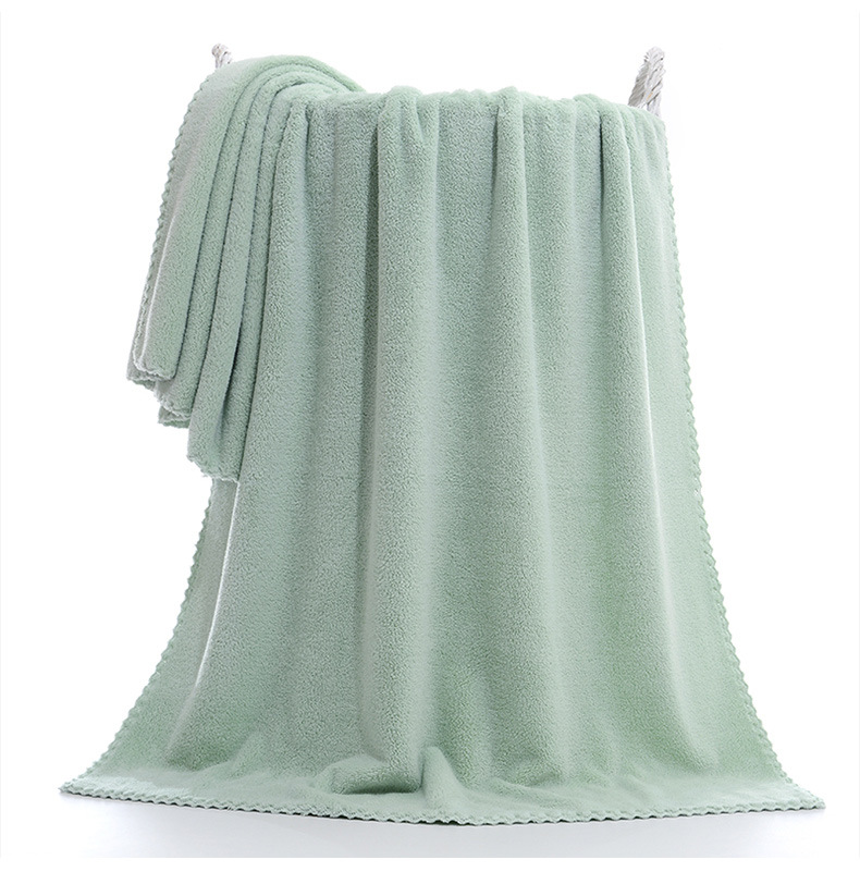 Trimmed bath towel_15.jpg