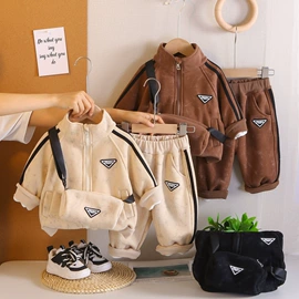 童套装;男式卫衣;三件套