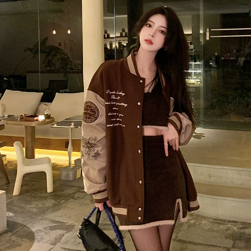Baseball uniform for leisure, towel for beloved, jacket