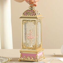 水晶球音乐盒旋转风灯摆件女童八音盒水灯儿童女孩生日礼物儿童节