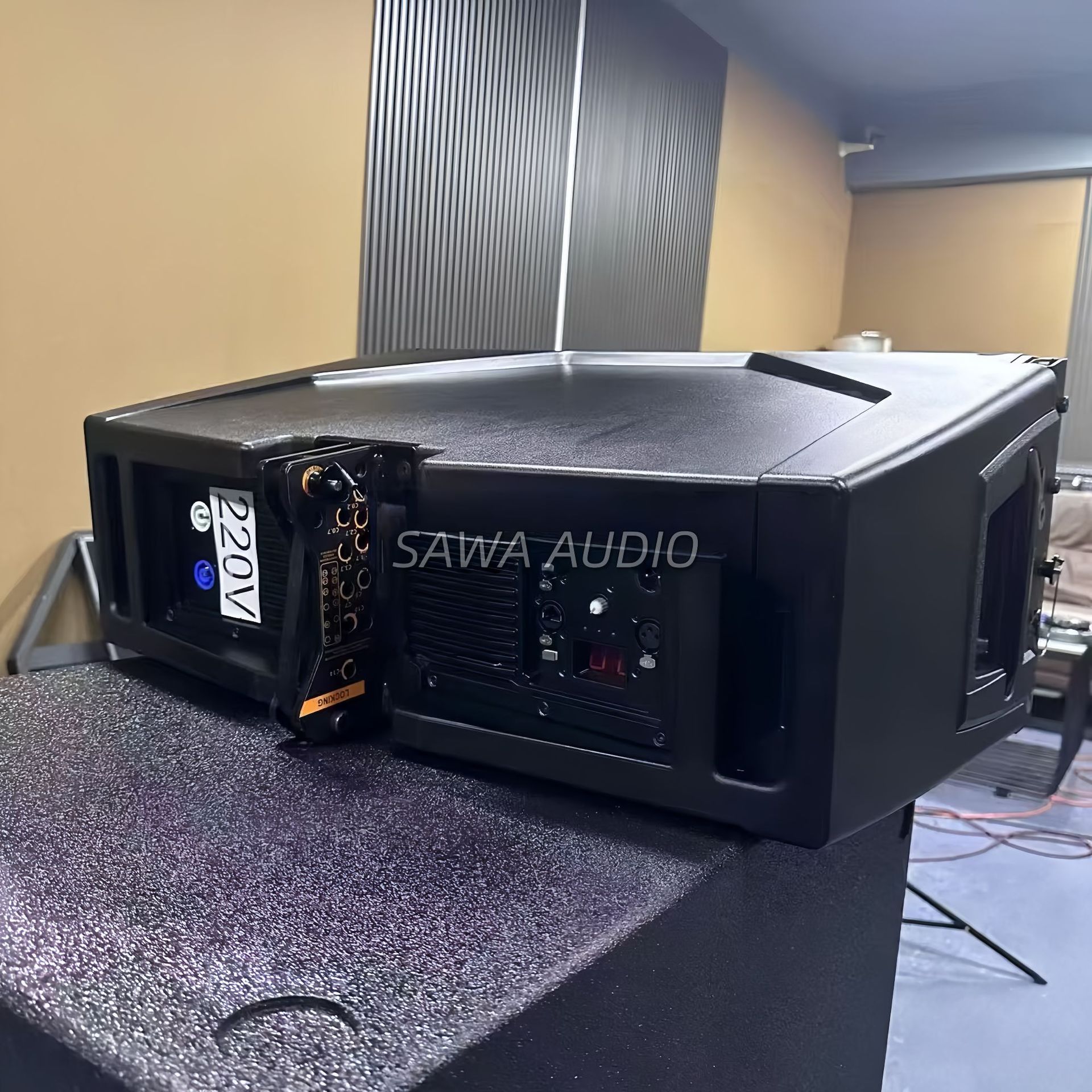 Altavoces profesionales de matriz lineal HDL - 30A altavoces de etapa de alta gama doble de 10 pulgadas altavoces de sala de conferencias de la escuela