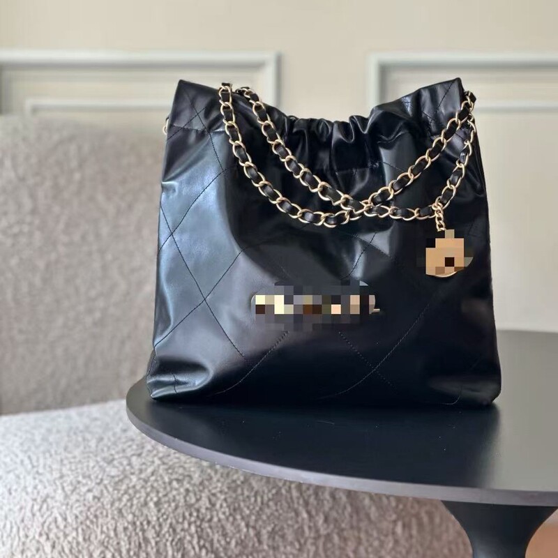 Women's Quilted Tote Bag, New High-End Style, Small Chanel-Style Chain Shoulder Bag with Large Capacity for Shopping Women's Quilted Tote Bag, New High-End Style, Small Chanel-Style Chain Shoulder Bag with Large Capacity for Shopping