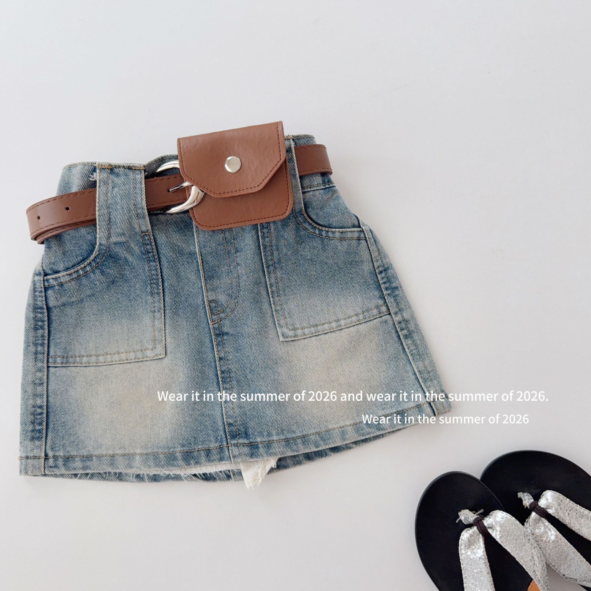 Retro denim skirt