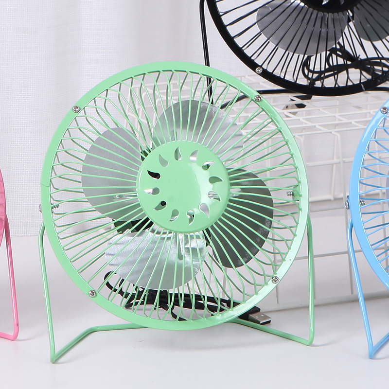 6 pulgadas mini mudo ventilador USB giratorio de hierro forjado hoja de aluminio pequeño ventilador Oficina ordenador ventilador eléctrico en stock al por mayor