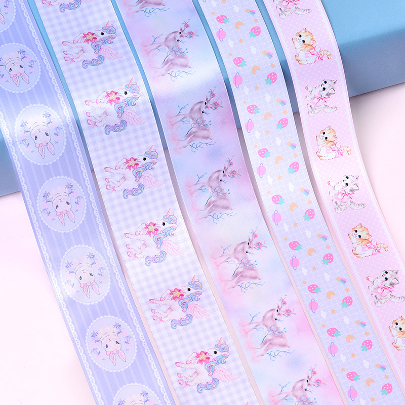 Impresión de transferencia térmica cintas logotipo accesorios de ropa flor caja de regalo material de embalaje de transferencia térmica logotipo personalizado cintas