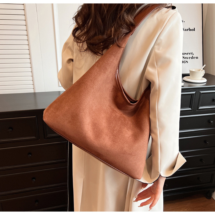 Borsa a tracolla donna retro in velluto effetto camoscio_voghion.com