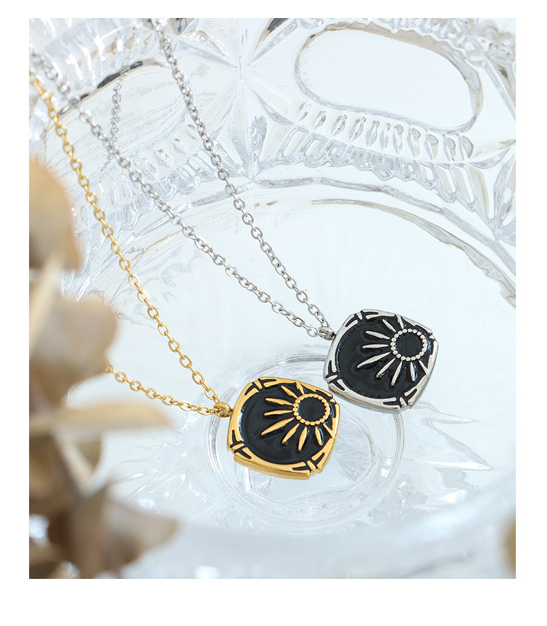 Fashion Square Titanium Steel Necklace Enamel Stainless Steel Necklaces_colorza_3