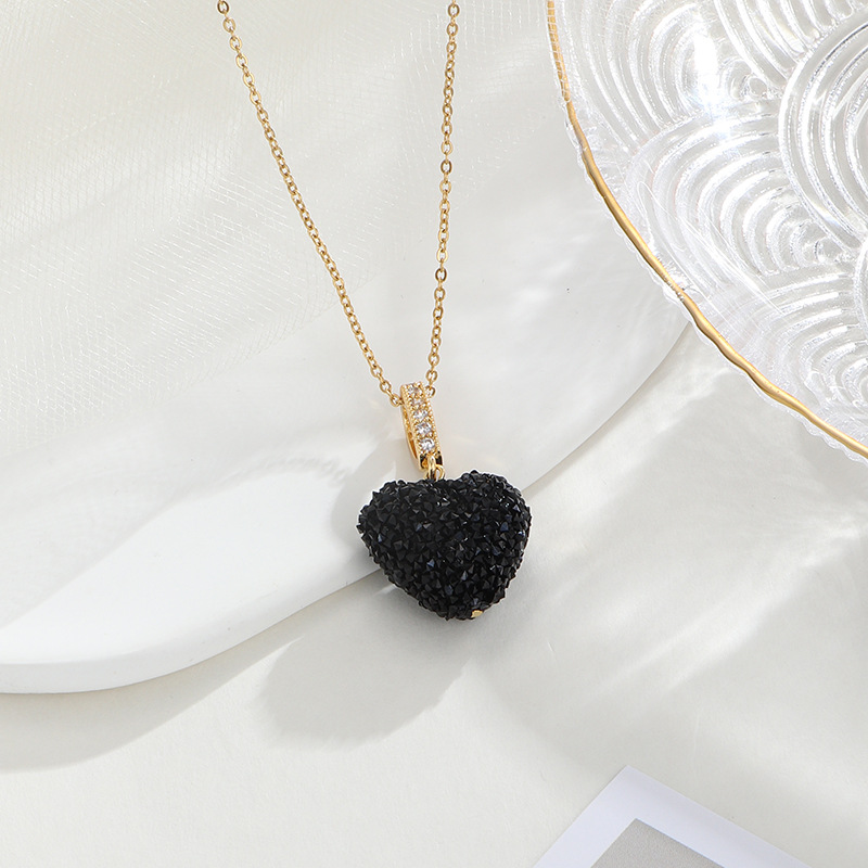 Fashion Heart Shape Copper Inlay Zircon Pendant Necklace 1 Piece