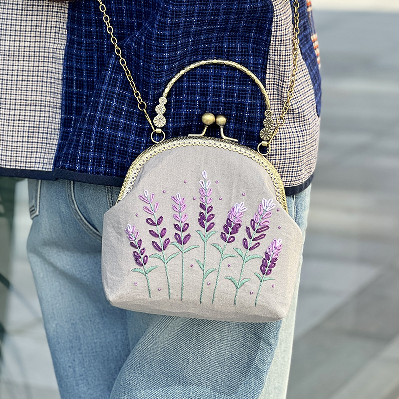 Bordado 16.5 Bolso de oro portátil-Wen Ruyan (producto no terminado)