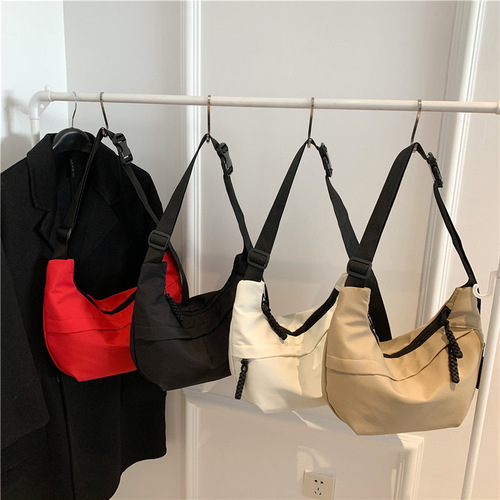 2024 New Nylon Dumpling Bags for Women Trendy Shoulder and Crossbody Lightweight Underarm Bags Unique Simple Canvas Bags