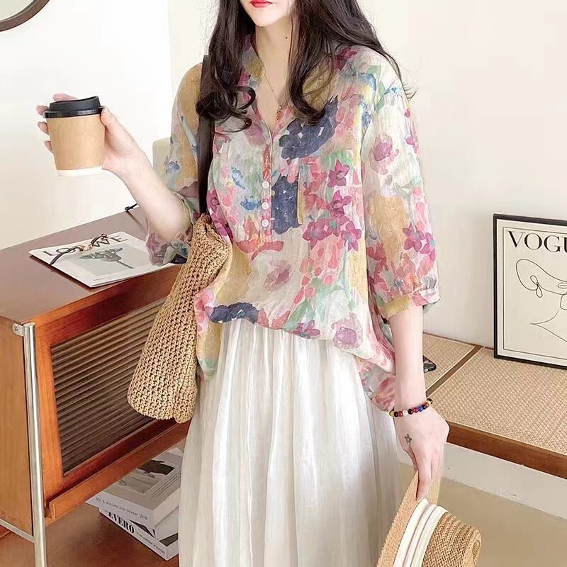 Summer New Loose plus size Artistic Elegant V-neck Pocket Mid-sleeve Floral Ramie Shirt Doll Shirt Top for Women