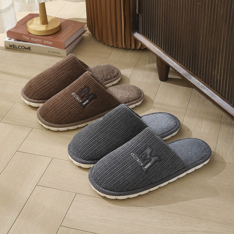Хлопчатобумажные тапочки мужские осенние и зимние комнатные бытовые толстые подошвы противоскользящие теплые домашние плюшевые тапочки мужские зимние