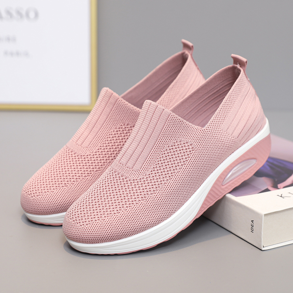 Cross-border mujeres nuevas tendencias de moda de otoño 2026 aumento de suela gruesa zapatos de tejido volador zapatos blancos pequeños zapatos de mujer zapatos deportivos casuales