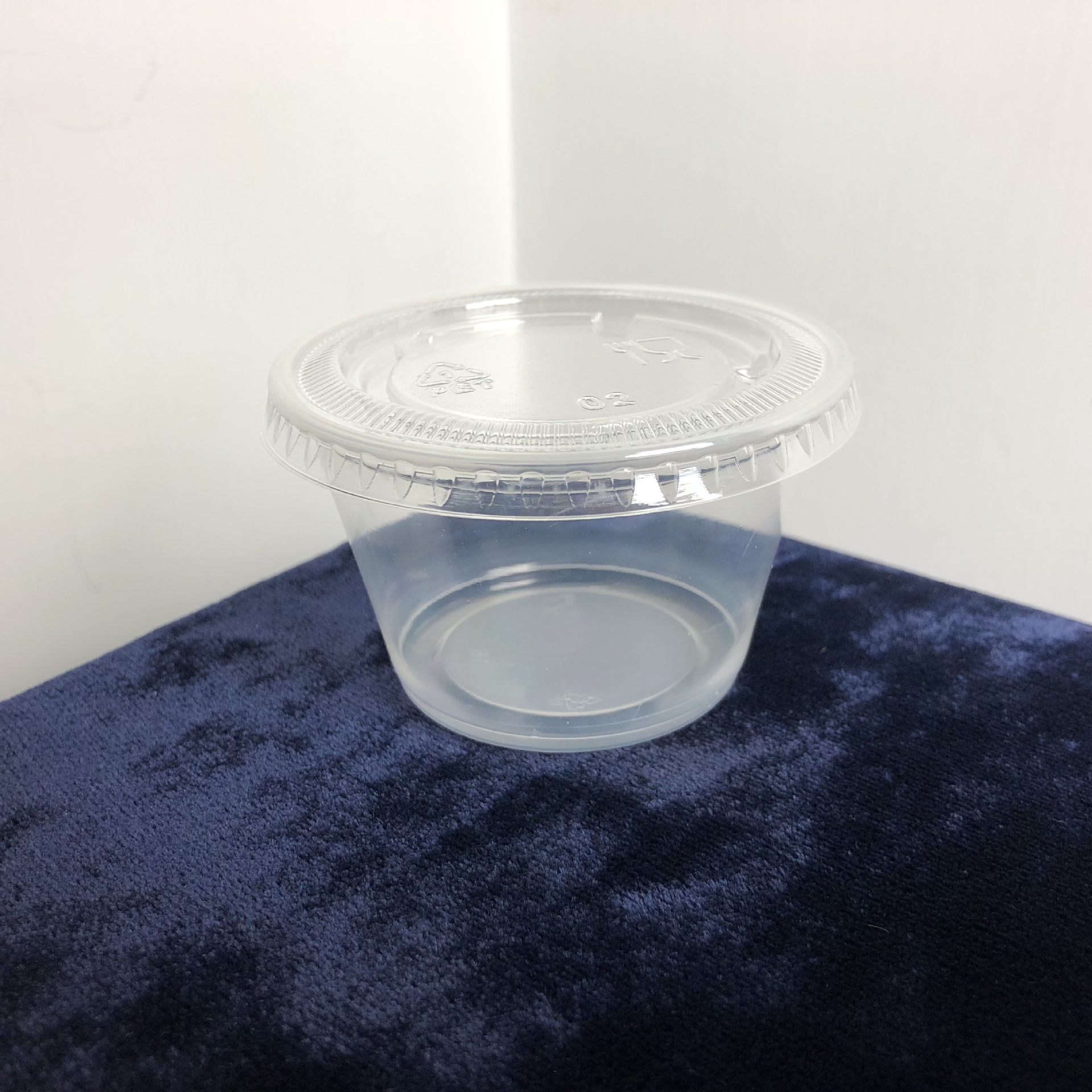 Embalaje desechable para llevar salsa de Chile dividida engrosada con tapa vinagre condimento salsa de inmersión caja de salsa de sabor de prueba redonda