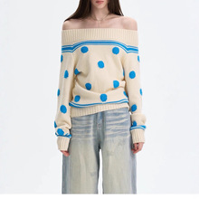 ����ѩ���{���͹�ײɫ���cë��Ů�ഩ���^ᘿ�����