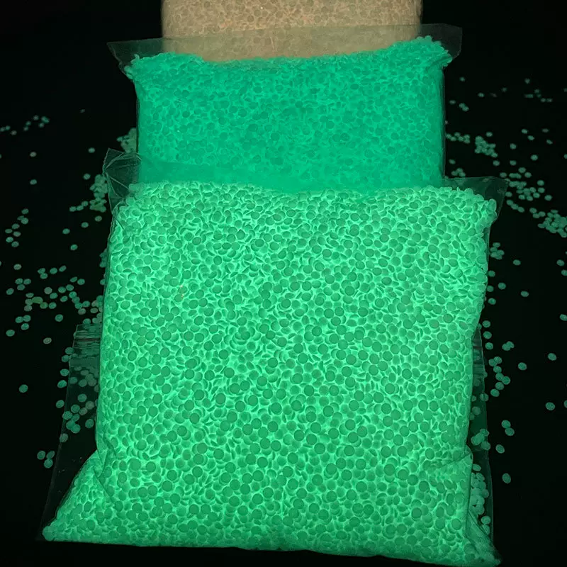 夜光钻石画荧光圆钻2.5DMC夜光方钻亚马逊独立站发光亚克力钻石画