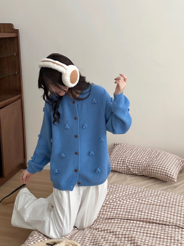 设计感立体球球圆领纯色毛衣外套女秋冬新款宽松百搭针织开衫上衣|undefined
