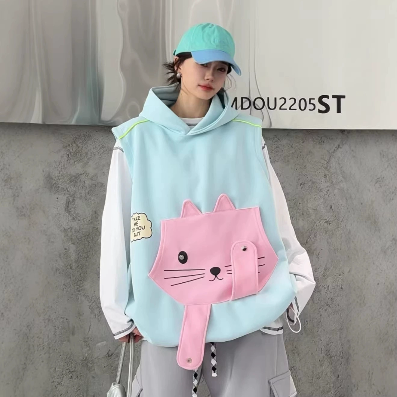 立体装饰小猫口袋马甲女宽松慵懒可爱外穿连帽无袖背心设计感坎背