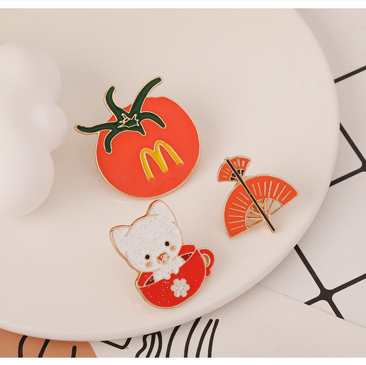 Holiday Occasion Alloy Material Animal Pattern Cartoon Style Pin Animal Alloy Plating Unisex Brooches