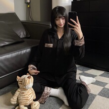 �_�����y��ɫ�����¿���H˯�¼����������e�Ҿӷ����b