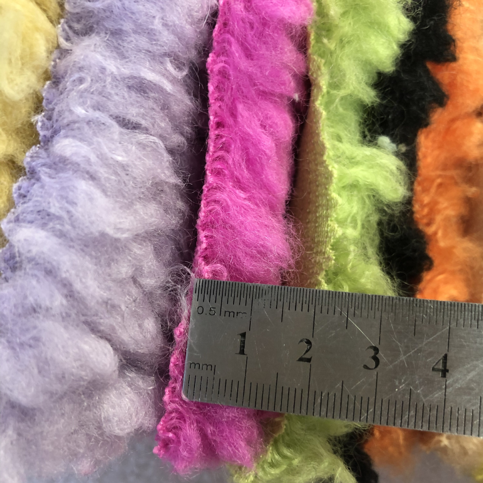 1029 granos fabricantes de cordero granos imitación de cachemir abrigo de invierno tela