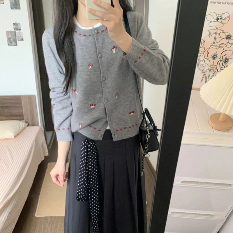 韩系高级感灰色针织上衣半身裙套装女早秋洋气减龄超好看气质穿搭|undefined