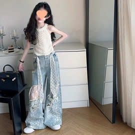 女童吊带小背心牛仔裤套装2025新款挂脖法式时髦破洞裤子两件套