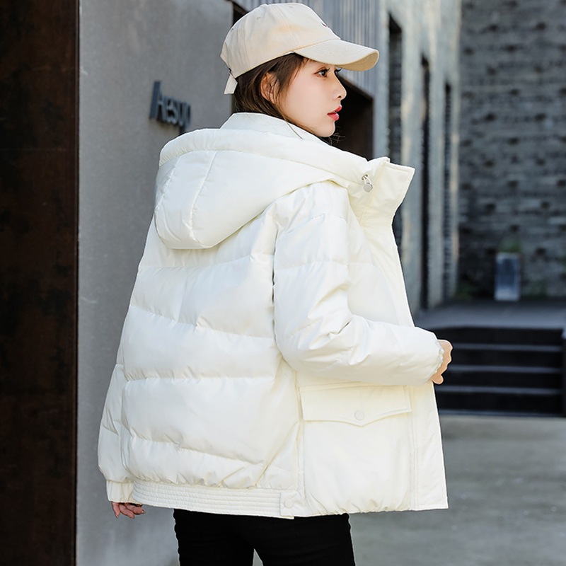 Corto y suelto invierno pequeño nuevo engrosado ocio calentamiento chaqueta de algodón de moda de niñas pan