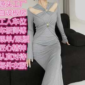 专注连衣裙加工小批量订单来图来样女士高端灰色长裙定制
