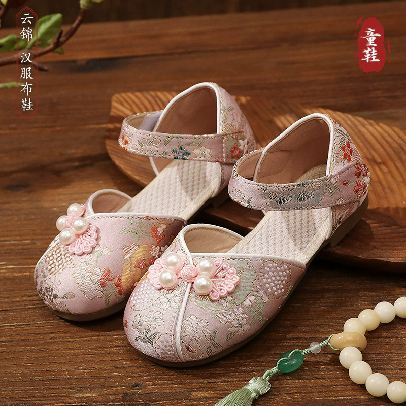 Вышитые туфли для девочек Летние новые сандалии