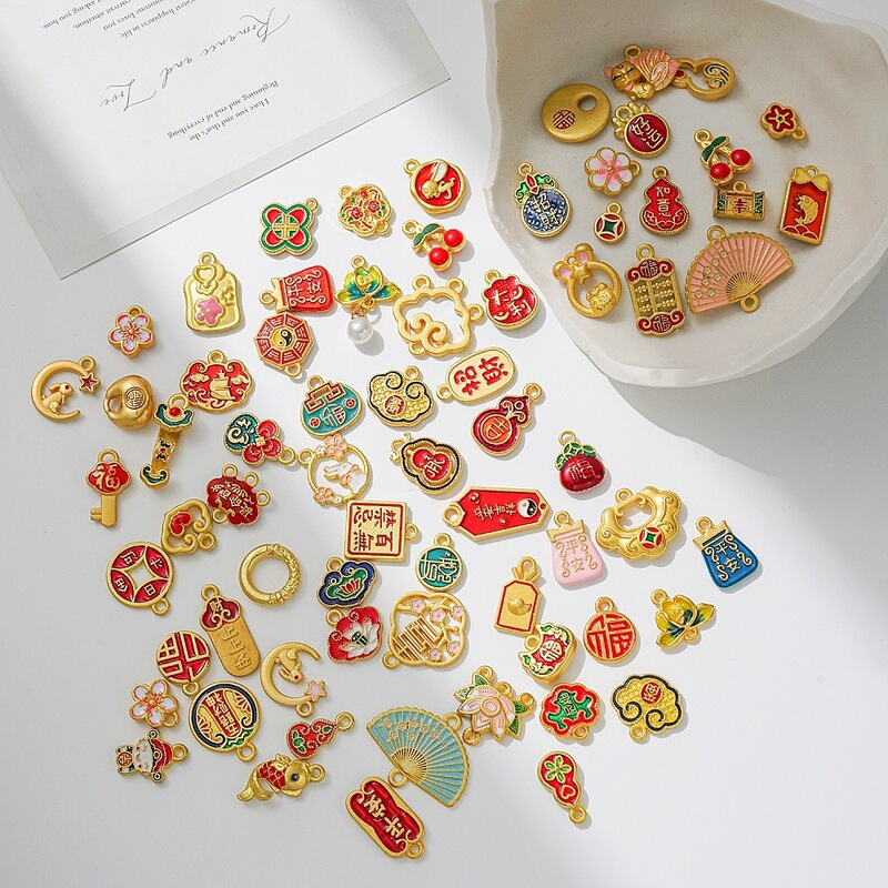 Traditional Gold-Plated Color-Preserving National Style Accessories Pendant DIY Good Luck New Year Fortune Handmade Necklace Bracelet Jewelry Charm Traditional Gold-Plated Color-Preserving National Style Accessories Pendant DIY Good Luck New Year Fortune Handmade Necklace Bracelet Jewelry Charm