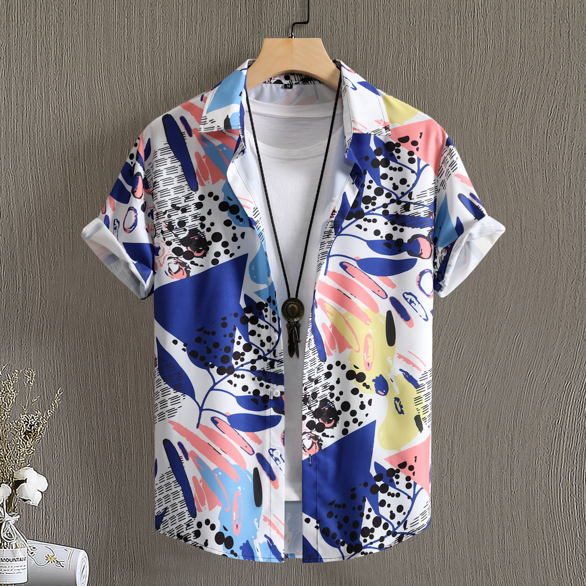 Camisa de los hombres de moda casual Camisa de manga corta de los hombres de impresión digital 2023 Verano de moda transfronteriza entrega de una pieza