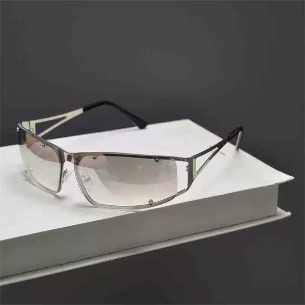 Silver frame gradient silver