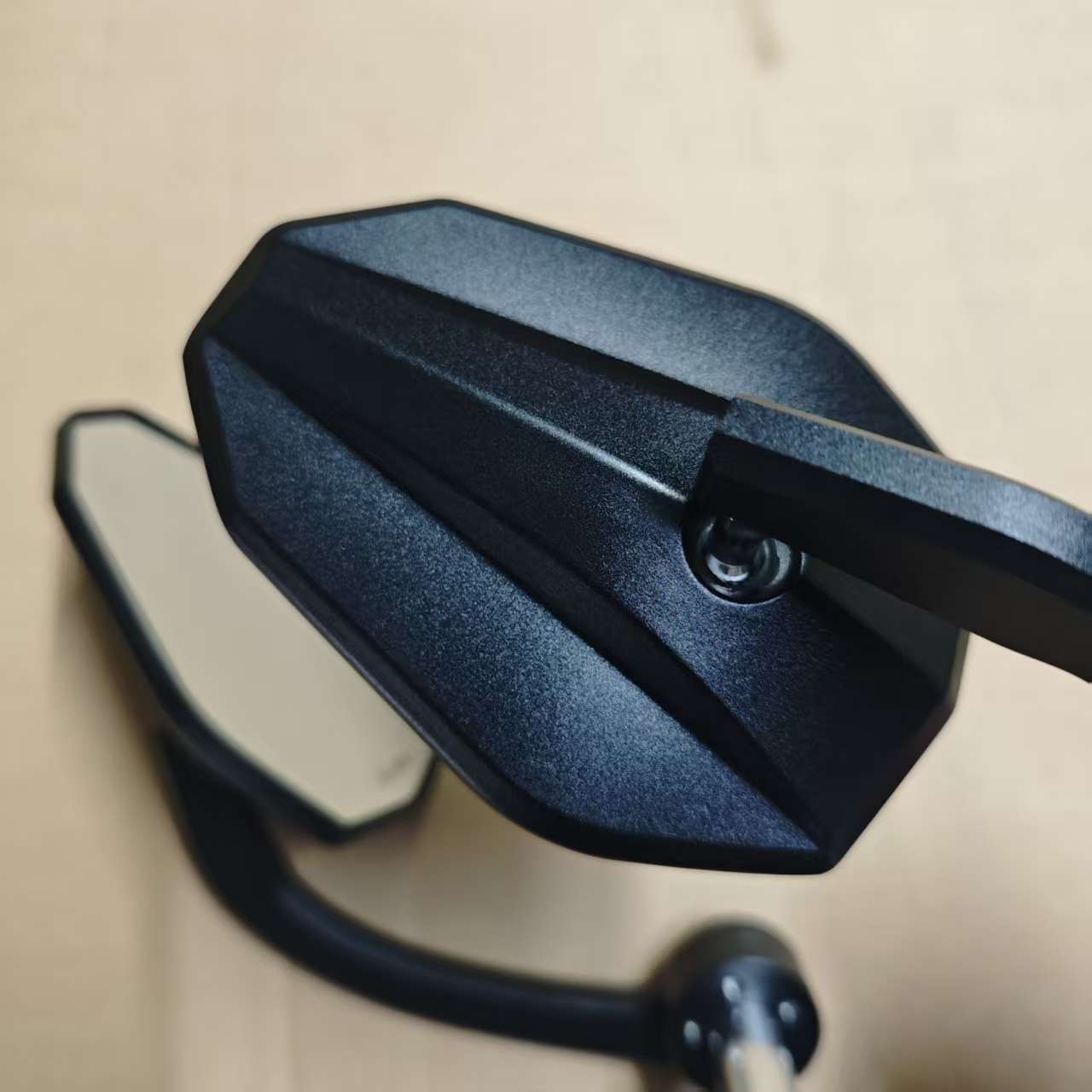 Modified All-Aluminum Cnc Handlebar Rearview Mirror Suitable for Nk800 Motorcycle, Niu 9, and Yadea Electric Scooter