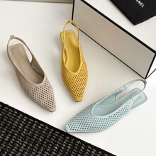 �W��վŮЬ26���ĕr�Л_��ܛ��SƤС���^�ǹ�ɫ��յ��¸��Λ�Ь