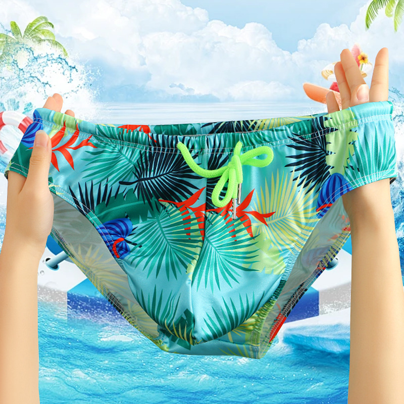 Men's Swimming Trunks Summer Ice Silk Thin Quick-drying Swimming Trunks Young Men's Fashionable Sexy Hot Spring Swimming Equipment Men's Swimming Trunks Summer Ice Silk Thin Quick-drying Swimming Trunks Young Men's Fashionable Sexy Hot Spring Swimming Equipment