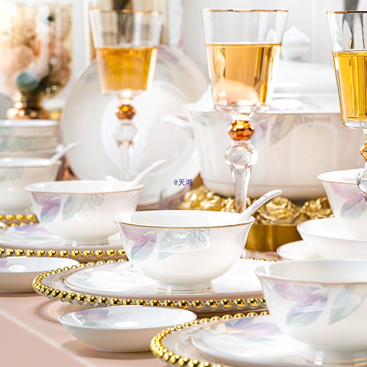 2025 New Dish Set for Home Use, High-Looking Housewarming New Home Jingdezhen Ceramic Tableware, Bowls, Plates and Chopsticks Combination